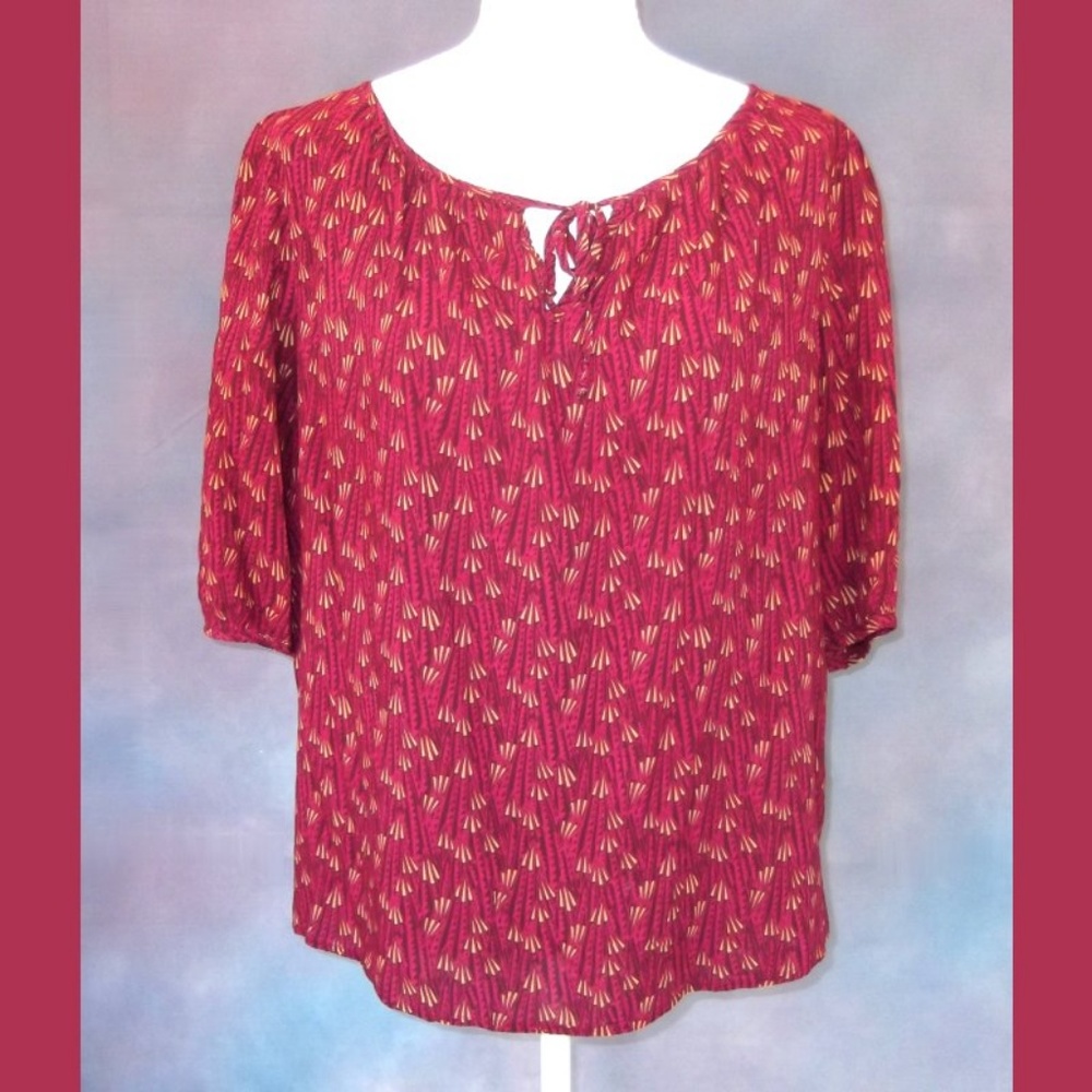 Mossimo Flowy Lightweight Top Size XL